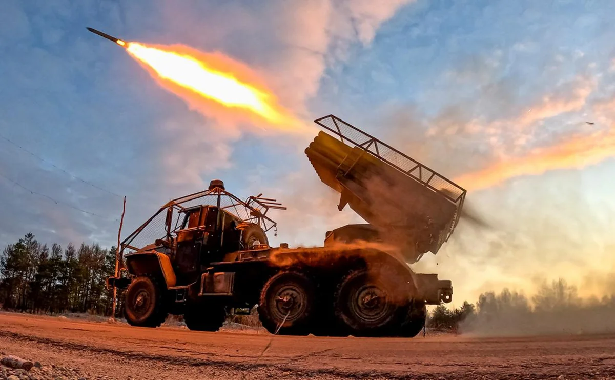 Şimali Koreya HIMARS-a rəqib yeni raket sistemini sınaqdan keçirdi